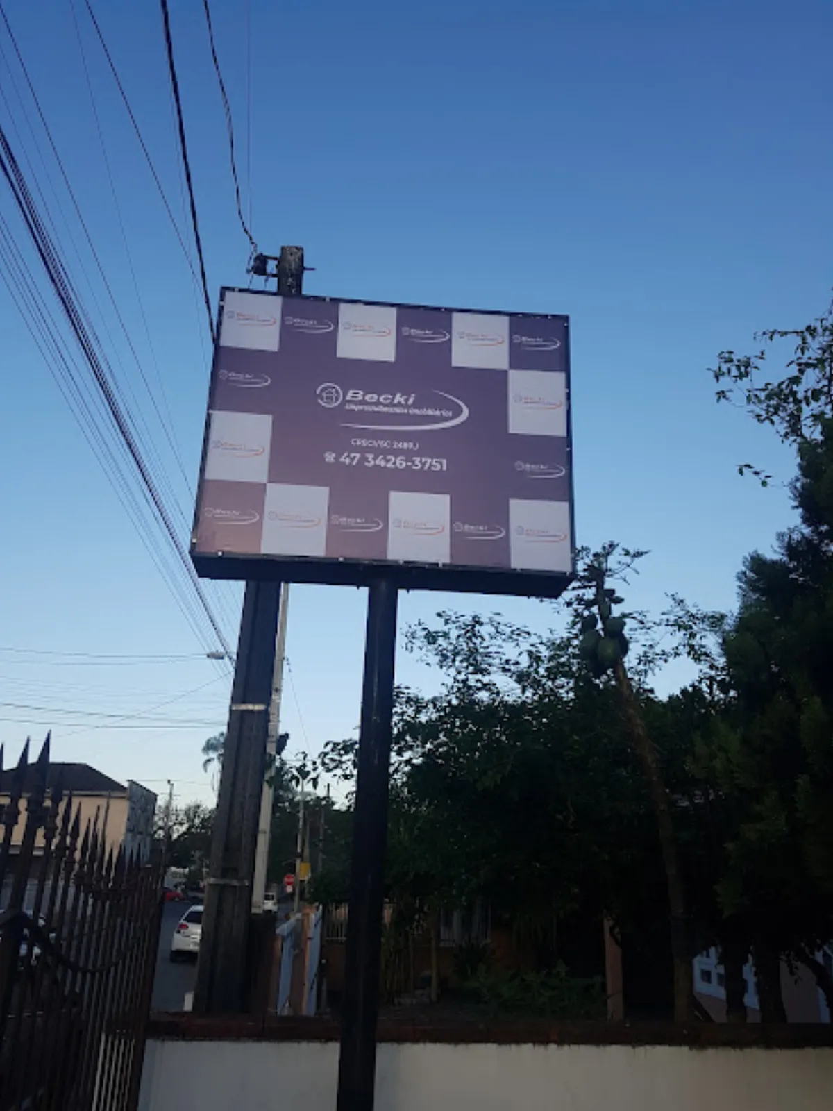 Fachada de Becki Empreendimentos imobiliária em Joinville SC