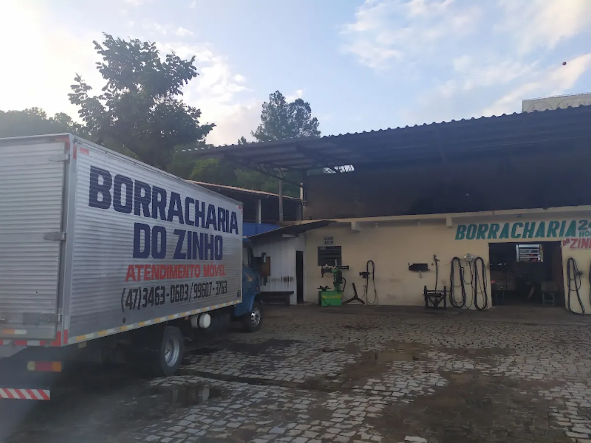 Fachada de Borracharia do Zinho SOS