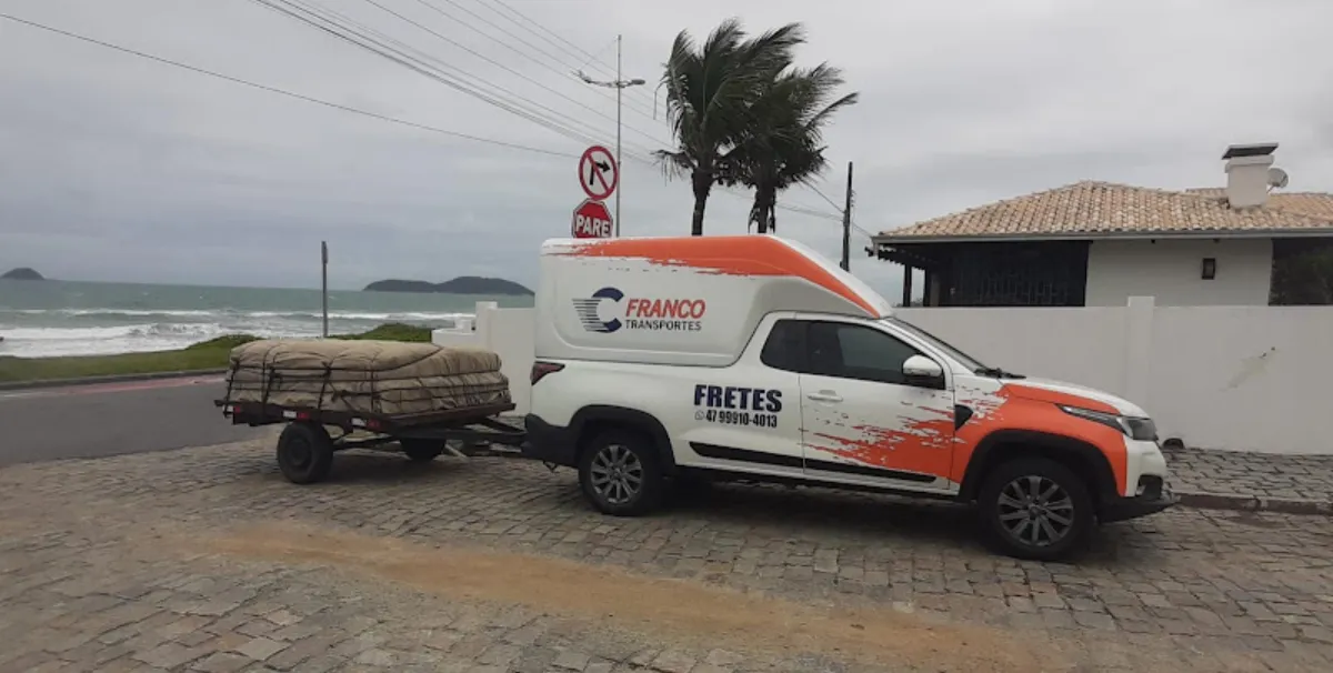 Fachada de C Franco Transportes Fretes e Logística