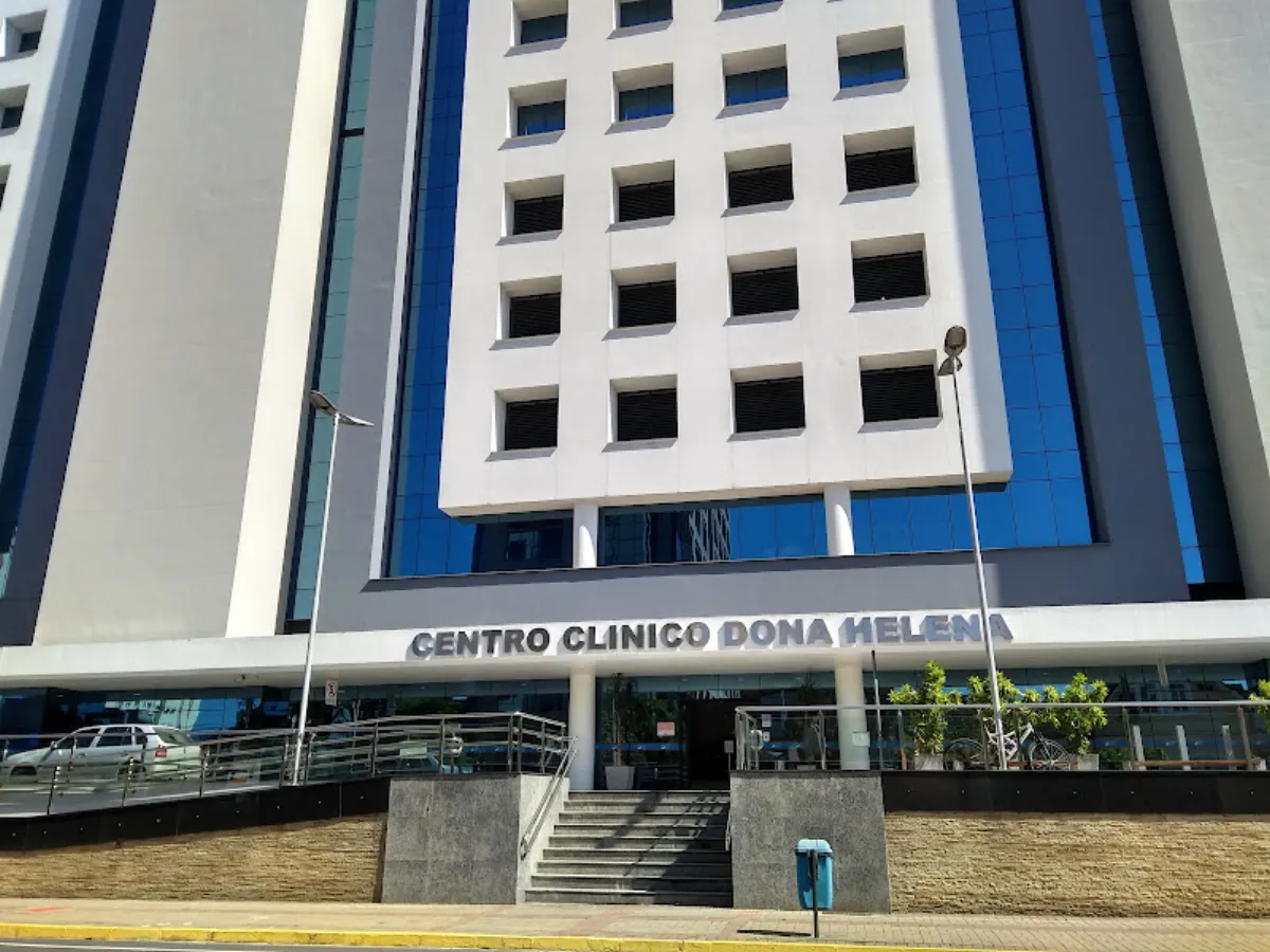 Fachada de Hospital Dona Helena