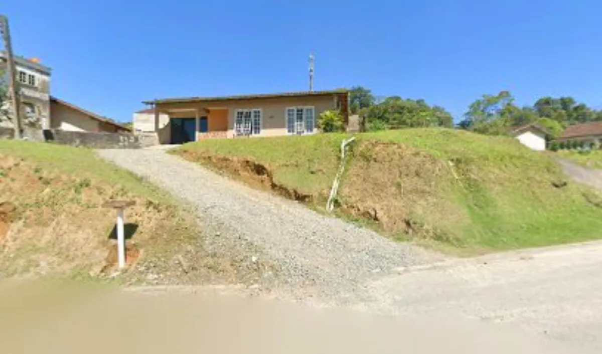 Fachada de Lier de oliveira