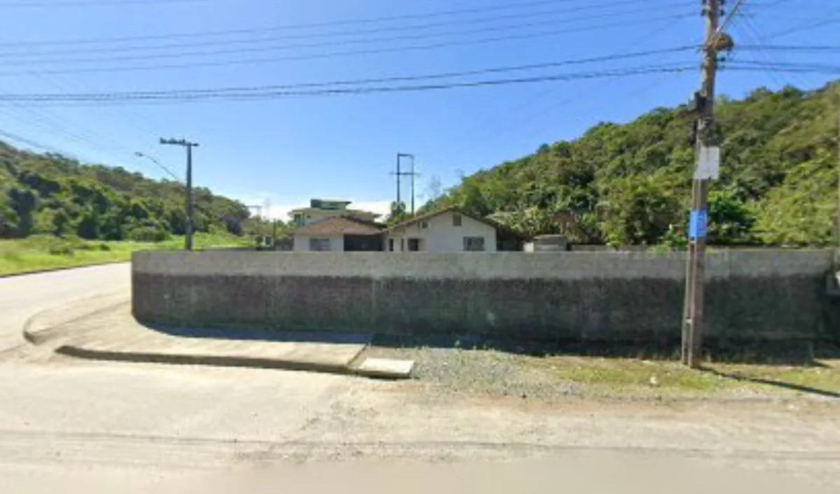 Fachada de Rua Charles Eduardo Zacarias da Rosa