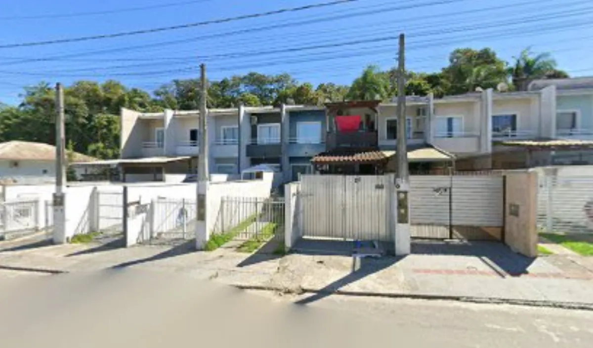 Fachada de VH montagens